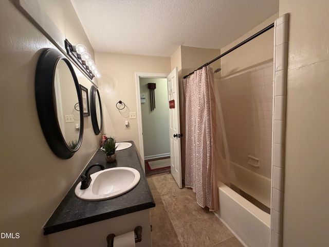 206 White Oak Road, Goldsboro, NC 27534