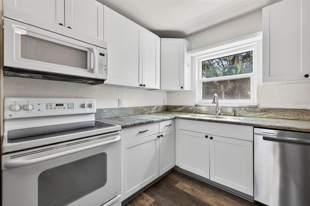 1210 46TH AVENUE N, St Petersburg, FL 33702