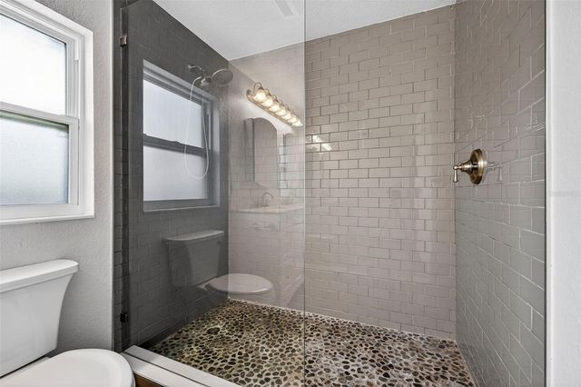 1210 46TH AVENUE N, St Petersburg, FL 33702