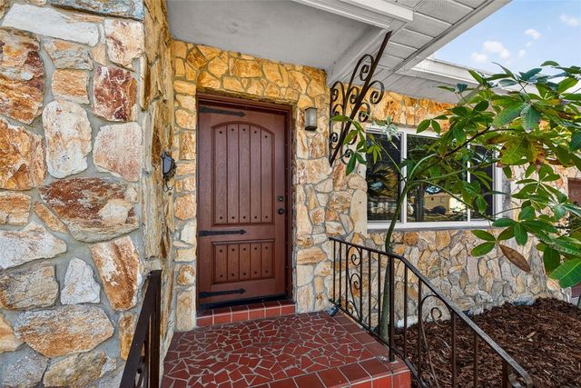 1210 46TH AVENUE N, St Petersburg, FL 33702