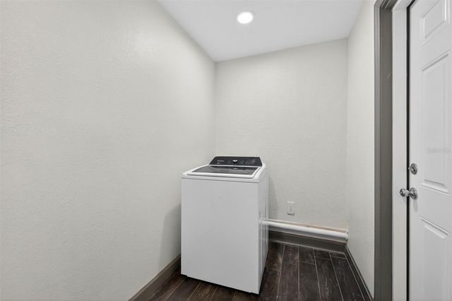 1210 46TH AVENUE N, St Petersburg, FL 33702