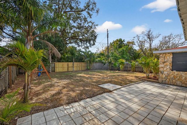 1210 46TH AVENUE N, St Petersburg, FL 33702