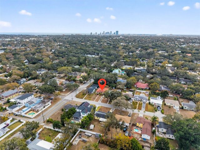 1210 46TH AVENUE N, St Petersburg, FL 33702