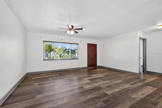 1210 46TH AVENUE N, St Petersburg, FL 33702