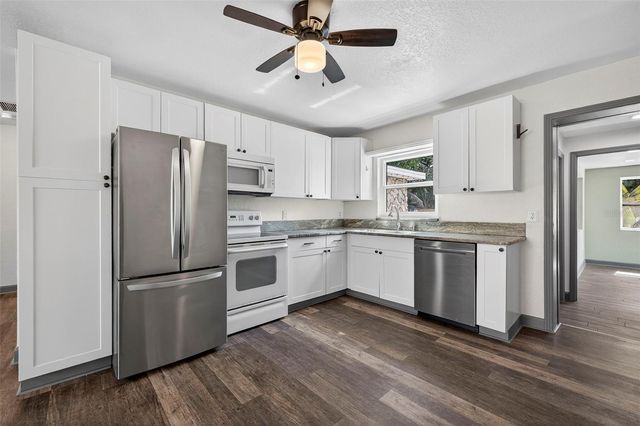 1210 46TH AVENUE N, St Petersburg, FL 33702