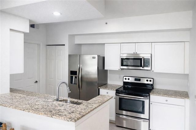 4635 Saint Croix LN # 1222, Naples, FL 34109