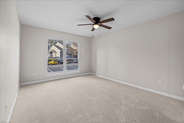 2718 Seashore CV, Virginia Beach, VA 23454