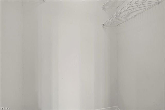 2718 Seashore CV, Virginia Beach, VA 23454