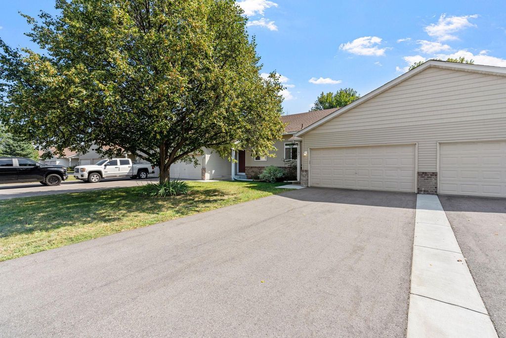 1585 Chartreux Avenue, Shakopee, MN 55379 — photo 2