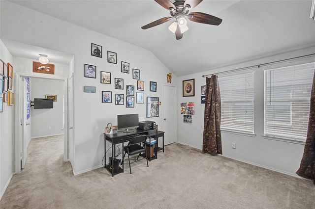 9225 Comanche Ridge Drive, Fort Worth, TX 76131