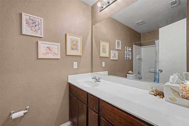 9225 Comanche Ridge Drive, Fort Worth, TX 76131