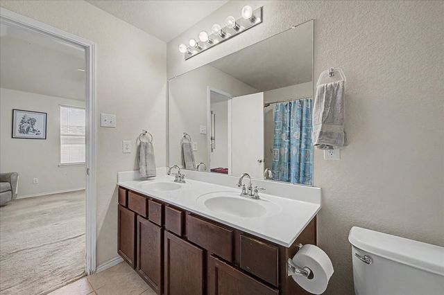 9225 Comanche Ridge Drive, Fort Worth, TX 76131