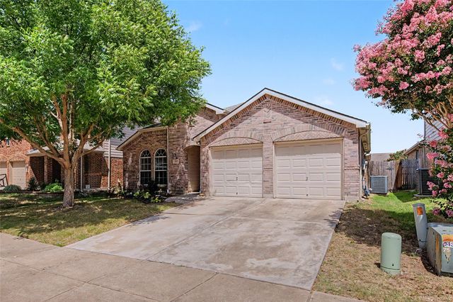 9225 Comanche Ridge Drive, Fort Worth, TX 76131