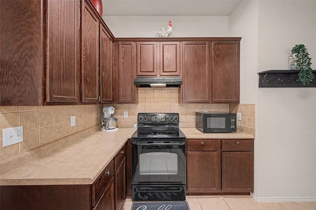9225 Comanche Ridge Drive, Fort Worth, TX 76131