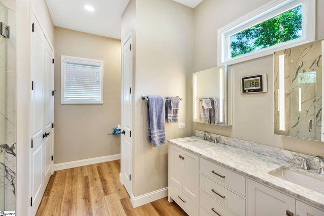 851 Durham Brown Road, Seneca, SC 29678