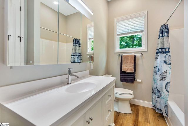 851 Durham Brown Road, Seneca, SC 29678