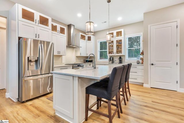 851 Durham Brown Road, Seneca, SC 29678