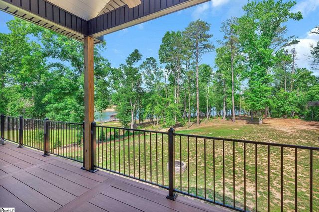 851 Durham Brown Road, Seneca, SC 29678