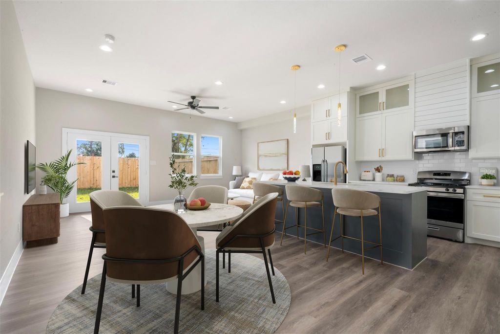 7220 Avenue B, Houston, TX 77011