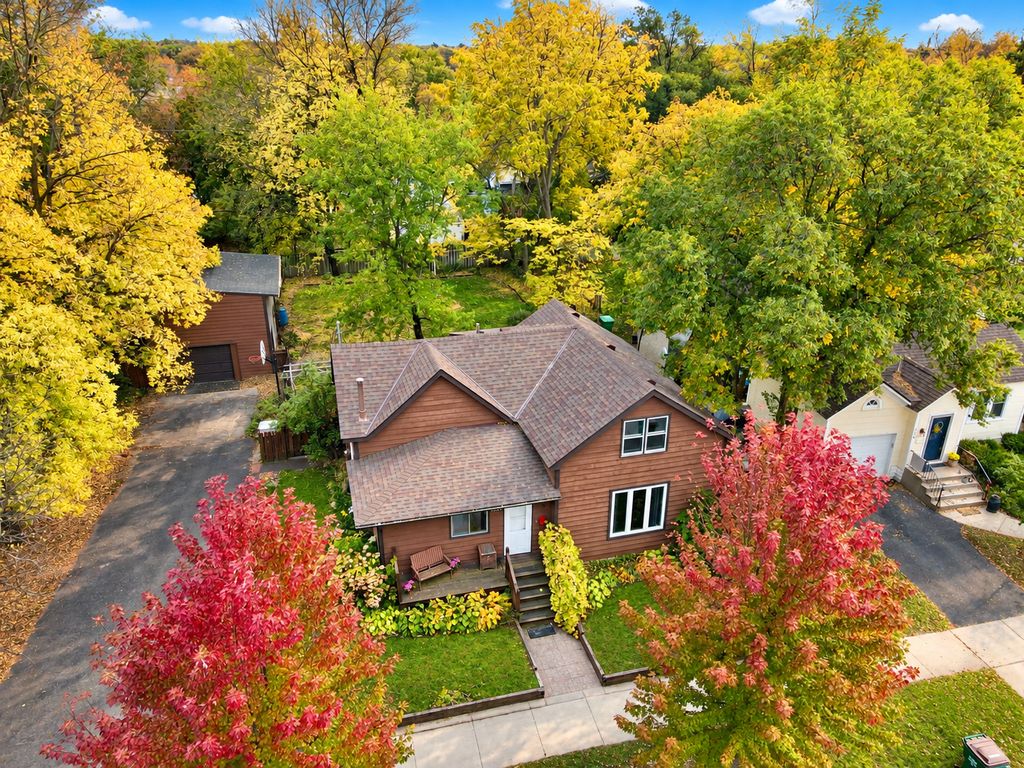 620 Madison Street, Anoka, MN 55303 — exterior