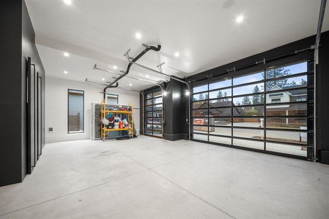 3453 E 46th Ct, Spokane, WA 99223