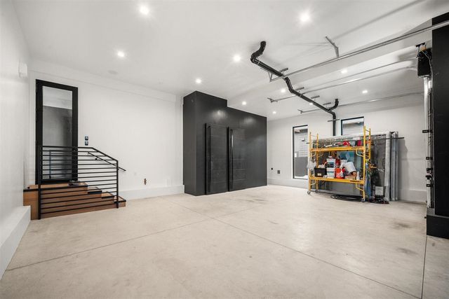 3453 E 46th Ct, Spokane, WA 99223