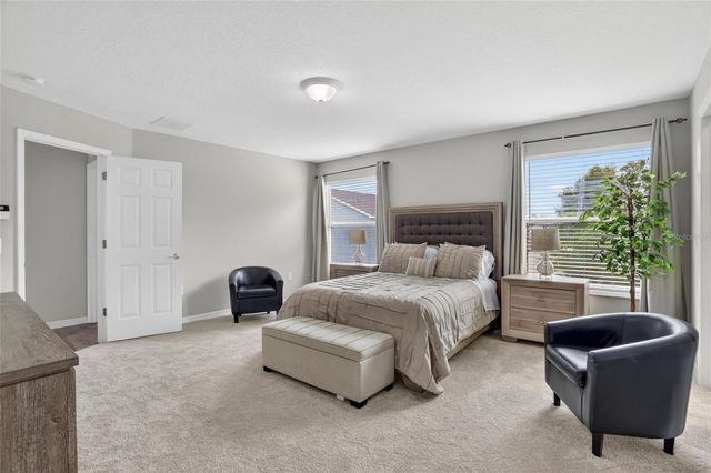 8821 N RIVER ROAD, Tampa, FL 33635