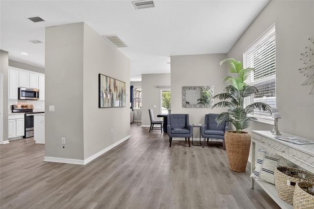 8821 N RIVER ROAD, Tampa, FL 33635
