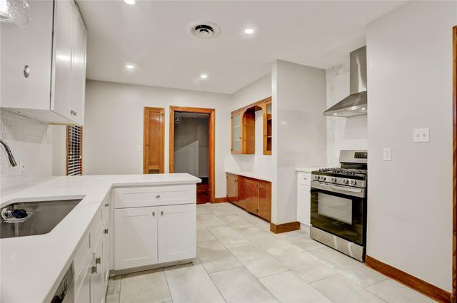 806 Sue Street, Houston, TX 77009