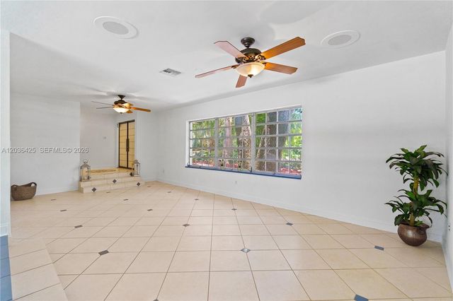 15200 SW 88th Ave, Palmetto Bay, FL 33157