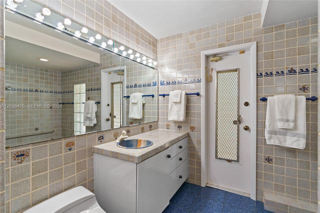 15200 SW 88th Ave, Palmetto Bay, FL 33157