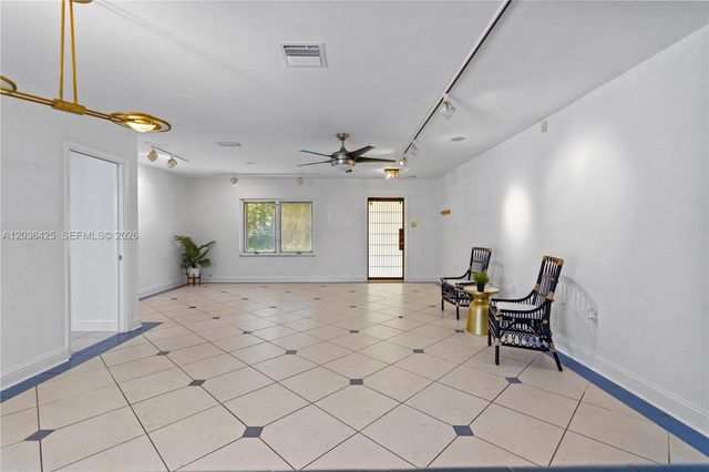 15200 SW 88th Ave, Palmetto Bay, FL 33157