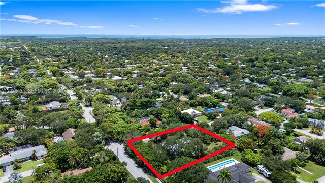 15200 SW 88th Ave, Palmetto Bay, FL 33157