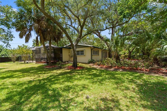 15200 SW 88th Ave, Palmetto Bay, FL 33157