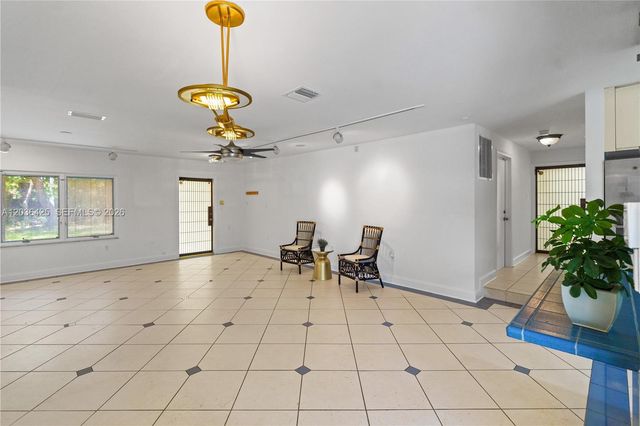 15200 SW 88th Ave, Palmetto Bay, FL 33157