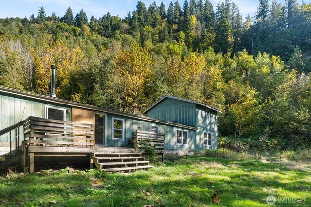 7171 Green Valley Drive, Maple Falls, WA 98266