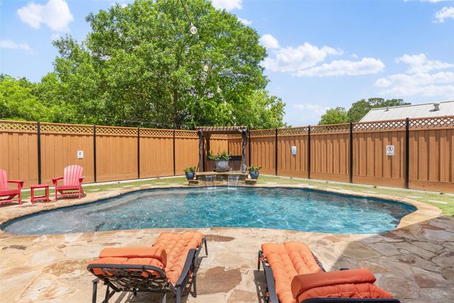 601 W 17th ST, Georgetown, TX 78626