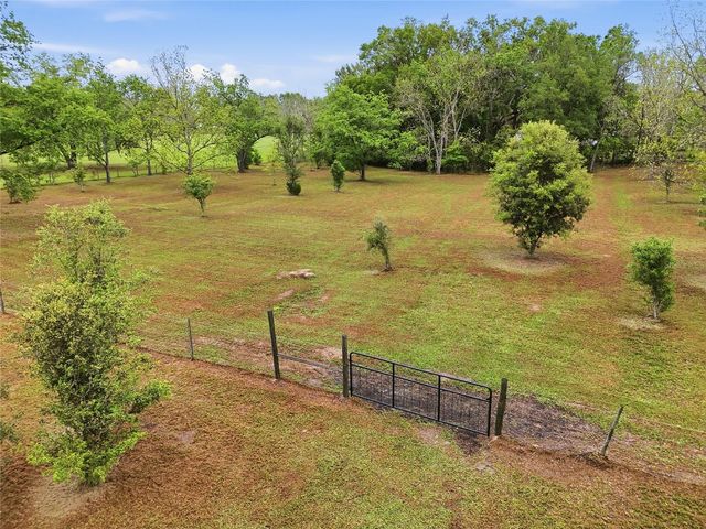 19518 NW 78TH AVENUE, Alachua, FL 32615