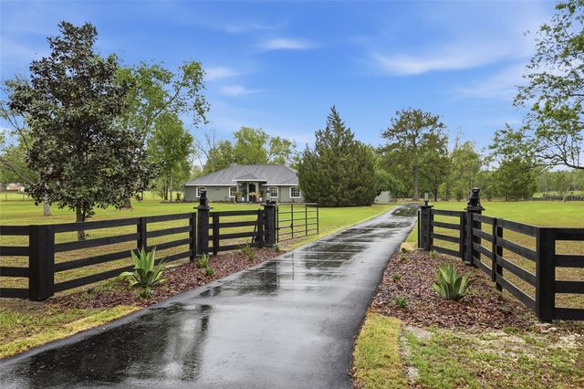 19518 NW 78TH AVENUE, Alachua, FL 32615