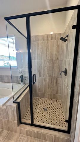 1030 Meadowlands Dr, Oakdale, CA 95361