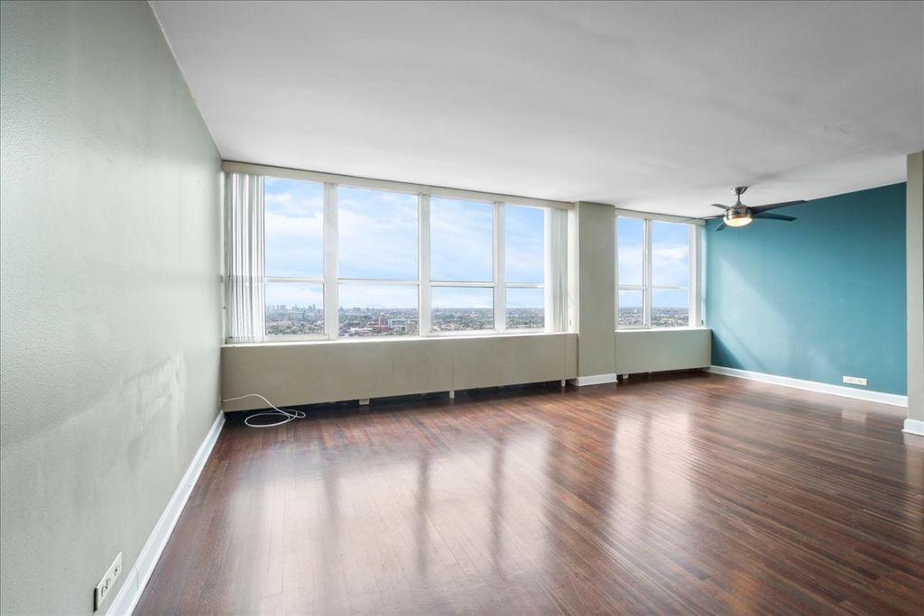 655 W Irving Park Road 4003, Chicago, IL 60613 — photo 4