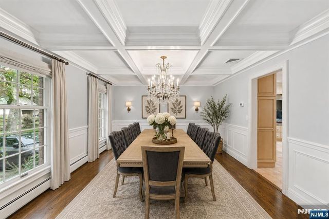 18 Monument Lane, Alpine, NJ 07620
