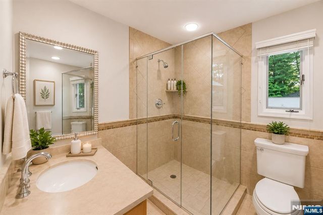 18 Monument Lane, Alpine, NJ 07620