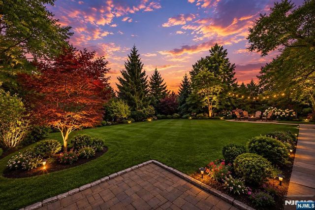 18 Monument Lane, Alpine, NJ 07620