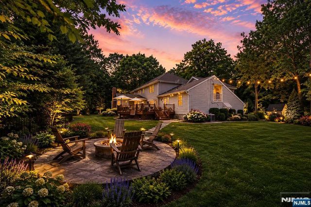 18 Monument Lane, Alpine, NJ 07620