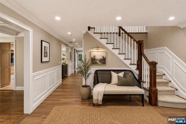 18 Monument Lane, Alpine, NJ 07620