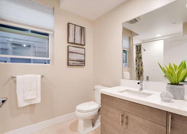 400 Mariners Island Boulevard 215, San Mateo, CA 94404