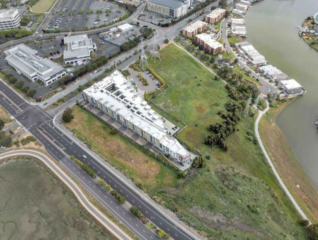 400 Mariners Island Boulevard 215, San Mateo, CA 94404