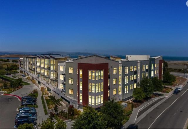 400 Mariners Island Boulevard 215, San Mateo, CA 94404