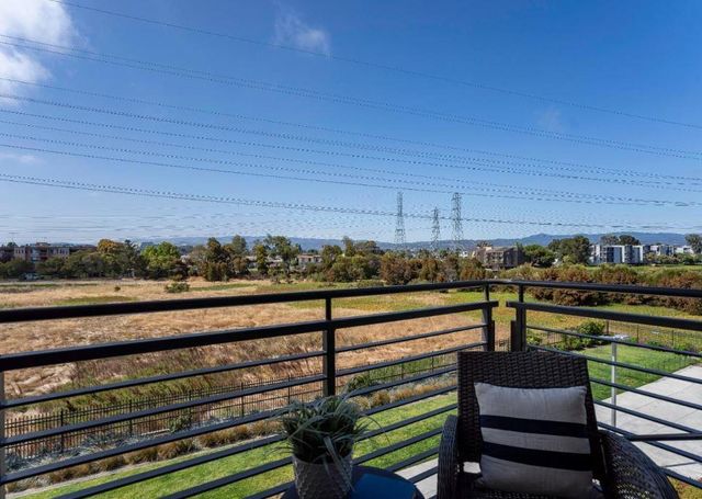 400 Mariners Island Boulevard 215, San Mateo, CA 94404